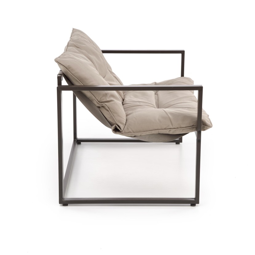 Lauko baldų komplektas SHARK juodas/kapučino (sofa + 2 kėdės + kavos staliukai) Lauko baldų komplektas SHARK juodas/kapučino (sofa + 2 kėdės + kavos staliukai)