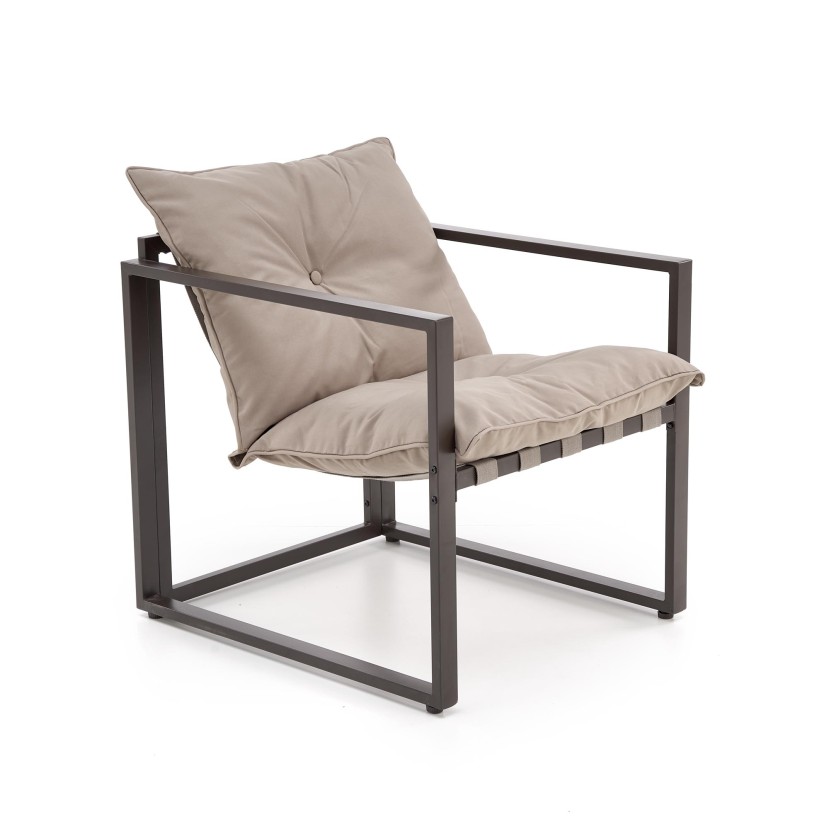 Lauko baldų komplektas SHARK juodas/kapučino (sofa + 2 kėdės + kavos staliukai) Lauko baldų komplektas SHARK juodas/kapučino (sofa + 2 kėdės + kavos staliukai)